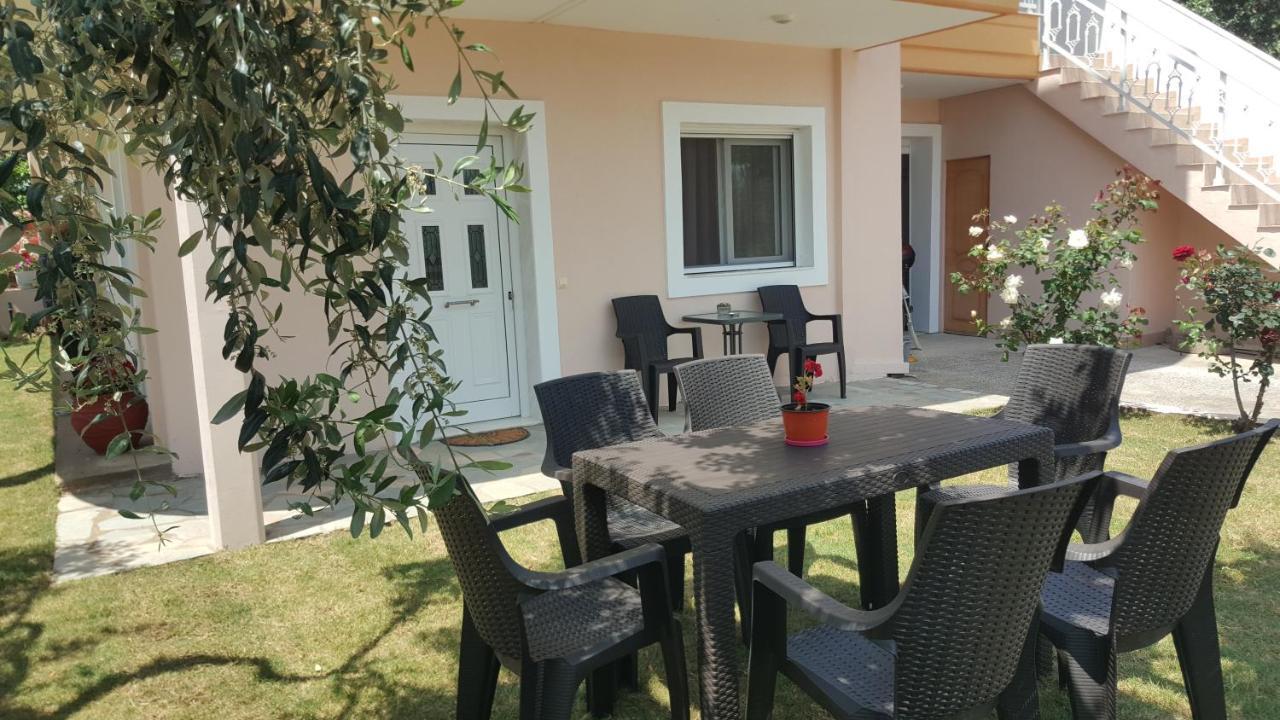 Villa Rafaela Лименария Екстериор снимка